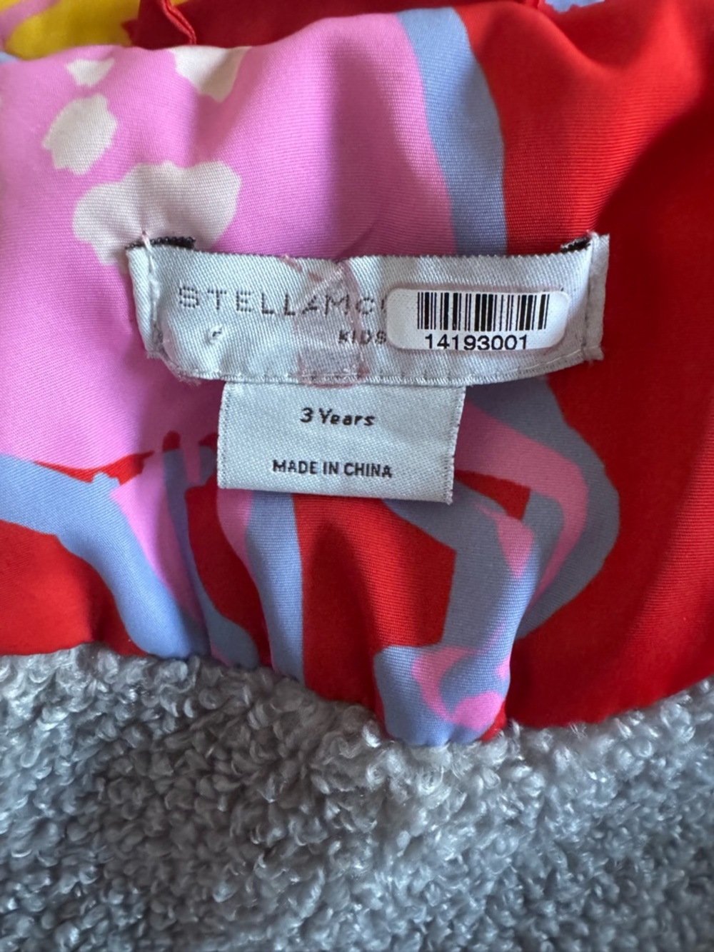 Stella McCartney Kids Red Painted Horses Print Puffer Jacket size 3 years - Picture 4 of 6